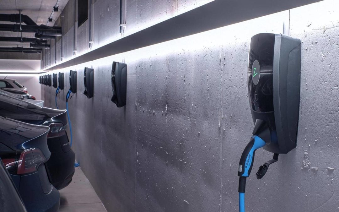 Zaptec Laddbox Garage Curator